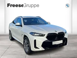 Mineralweiss Gebraucht 2024 BMW X6 Comfort Edition SUV | 89.990 € (Fairer Preis)