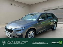 Graphitegrau (metallic) Gebraucht 2024 Skoda Scala Selection Kleinwagen | 23.748 € (Etwas zu teuer)