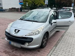 Grau Gebraucht 2009 Peugeot 207 Kleinwagen | 1.800 € (Guter Preis)