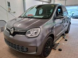 Grau Gebraucht 2023 Renault Twingo Urban Night Kleinwagen | 13.990 € (Fairer Preis)