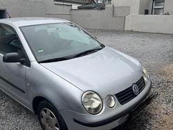 Grau Gebraucht 2004 VW Polo Basis Limousine | 1.000 € (Guter Preis)