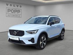 Cloud blue, solid / solid Gebraucht 2024 Volvo XC40 Plus SUV | 33.860 € (Superpreis)