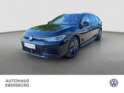 Schwarz Gebraucht 2025 VW Passat R-line Limousine | 49.820 €