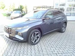 Grau Gebraucht 2021 Hyundai Tucson SUV | 29.995 € (Etwas zu teuer)