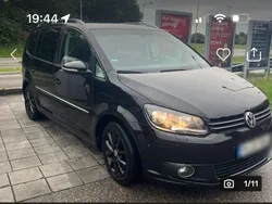 Schwarz Gebraucht 2011 VW Touran Highline Van / Kleinbus | 9.200 € (Guter Preis)