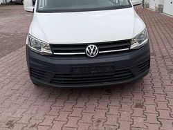 Gebraucht 2016 VW Caddy Trendline Van / Kleinbus | 11.888 € (Guter Preis)