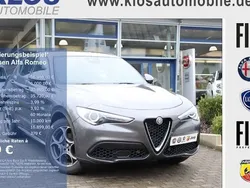 Grau Gebraucht 2023 Alfa Romeo Stelvio Ti SUV | 36.990 € (Guter Preis)