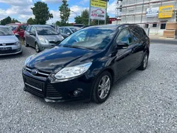 Schwarz Gebraucht 2014 Ford Focus Limousine | 4.390 € (Guter Preis)