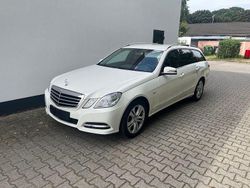 Weiß Gebraucht 2012 Mercedes E300 Kombi | 13.190 € (Fairer Preis)