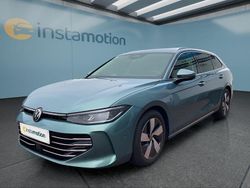 Blau Gebraucht 2025 VW Passat Kombi | 36.399 € (Guter Preis)