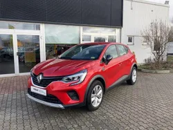 Rot Gebraucht 2024 Renault Captur Evolution SUV | 21.680 € (Etwas zu teuer)