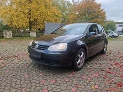 Schwarz Gebraucht 2005 VW Golf V Limousine | 3.700 € (Fairer Preis)
