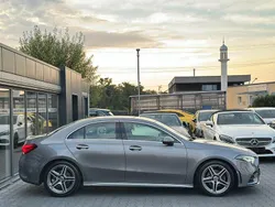Grau Gebraucht 2020 Mercedes A200 AMG Limousine | 25.890 € (Fairer Preis)