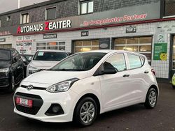 Weiß Gebraucht 2015 Hyundai i10 Classic Kleinwagen | 5.450 € (Fairer Preis)
