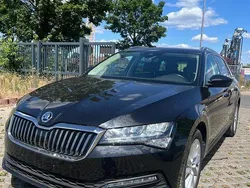 Schwarz Gebraucht 2022 Skoda Superb Ambition Kombi | 15.900 € (Superpreis)