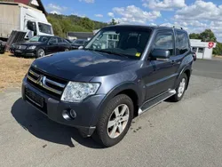 Grau Gebraucht 2009 Mitsubishi Pajero Intense SUV | 9.999 € (Guter Preis)