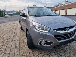 Grau Gebraucht 2014 Hyundai ix35 Style SUV | 9.900 € (Fairer Preis)