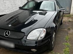 Schwarz Gebraucht 2001 Mercedes SLK230 Cabrio | 5.100 € (Fairer Preis)