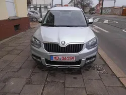Brilliantsilber metallic Gebraucht 2015 Skoda Yeti Ambition SUV | 7.900 € (Fairer Preis)