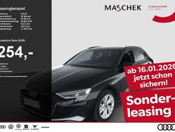 Mythosschwarz metallic Gebraucht 2025 Audi A3 Advanced Plus Limousine | 30.640 € (Superpreis)