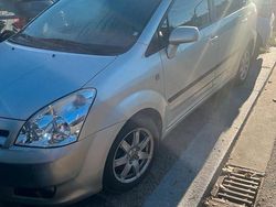Silber Gebraucht 2006 Toyota Corolla Verso Van / Kleinbus | 3.300 € (Guter Preis)