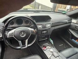 Schwarz Gebraucht 2012 Mercedes E300 Avantgarde Limousine | 11.111 € (Fairer Preis)