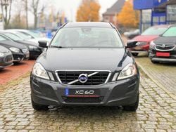 Grau Gebraucht 2013 Volvo XC60 Pro SUV | 11.999 € (Fairer Preis)