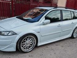 Silber Gebraucht 2005 Renault Mégane GrandTour Privilege Kombi | 7.990 €