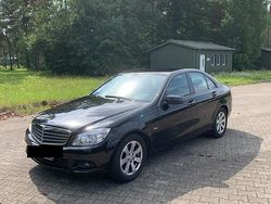 Schwarz Gebraucht 2010 Mercedes C180 Limousine | 8.000 €