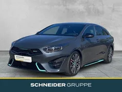 Grau Gebraucht 2022 Kia ProCeed GT Kleinwagen | 28.890 € (Fairer Preis)