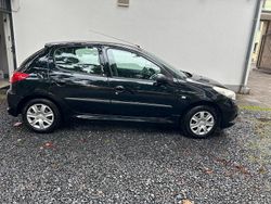 Schwarz Gebraucht 2009 Peugeot 206+ Kleinwagen | 2.500 € (Fairer Preis)