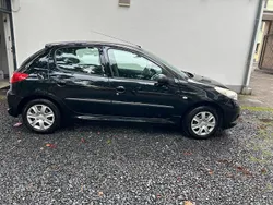 Schwarz Gebraucht 2009 Peugeot 206+ Kleinwagen | 2.700 €