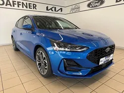 Dynamicblau metallic Neu 2025 Ford Focus ST-Line X Limousine | 28.470 € (Guter Preis)
