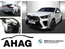 Alpinweiß Gebraucht 2024 BMW iX2 Luxury Line SUV | 45.990 € (Fairer Preis)