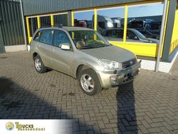 Gebraucht 2001 Toyota RAV4 SUV | 4.780 € (Etwas zu teuer)