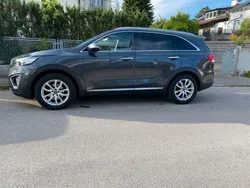 Grau Gebraucht 2015 Kia Sorento Platinum Edition SUV | 19.800 € (Fairer Preis)
