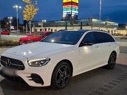 Weiß Gebraucht 2021 Mercedes E300 AMG line Kombi | 27.700 € (Fairer Preis)