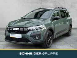 Grün Gebraucht 2023 Dacia Jogger Extreme Kombi | 19.890 € (Fairer Preis)