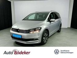 Reflexsilber Gebraucht 2024 VW Touran Move Van / Kleinbus | 37.490 € (Etwas zu teuer)