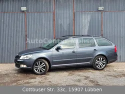 Grau Gebraucht 2012 Skoda Octavia Ambition Kombi | 2.999 € (Superpreis)