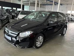 Schwarz Gebraucht 2015 Mercedes B200 Van / Kleinbus | 15.890 € (Etwas zu teuer)