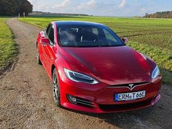 Rot Gebraucht 2017 Tesla Model S Kleinwagen | 22.999 € (Fairer Preis)
