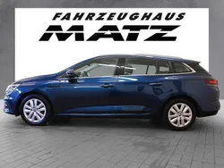 Blau Gebraucht 2021 Renault Mégane GrandTour Zen Kombi | 16.495 € (Guter Preis)