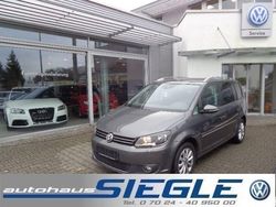 Grau metallic Gebraucht 2013 VW Touran Highline Van / Kleinbus | 15.950 €
