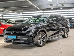 Grenadillschwarz metallic Gebraucht 2024 VW Passat Business Kombi | 36.930 €