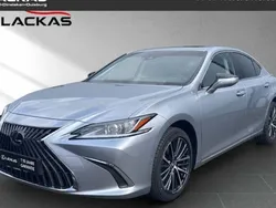 Silber Neu 2024 Lexus ES300H Business Edition Limousine | 45.490 € (Fairer Preis)