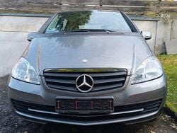 Grau Gebraucht 2011 Mercedes A160 Limousine | 5.900 € (Fairer Preis)