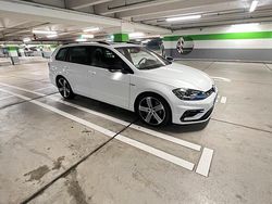 Weiß Gebraucht 2019 VW Golf VII R Kombi | 29.900 € (Etwas zu teuer)