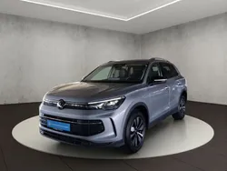 Oyster silver metallic Gebraucht 2024 VW Tiguan Goal SUV | 42.750 € (Guter Preis)