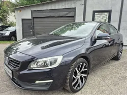Schwarz Gebraucht 2015 Volvo S60 Momentum Limousine | 11.590 € (Fairer Preis)